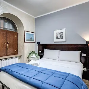 Отель Family House, Рим